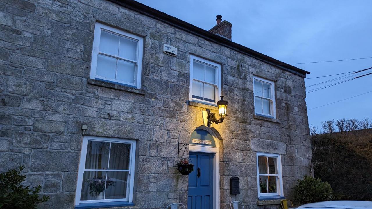 هيلستون Britannia House Vintage B&B Cornwall المظهر الخارجي الصورة