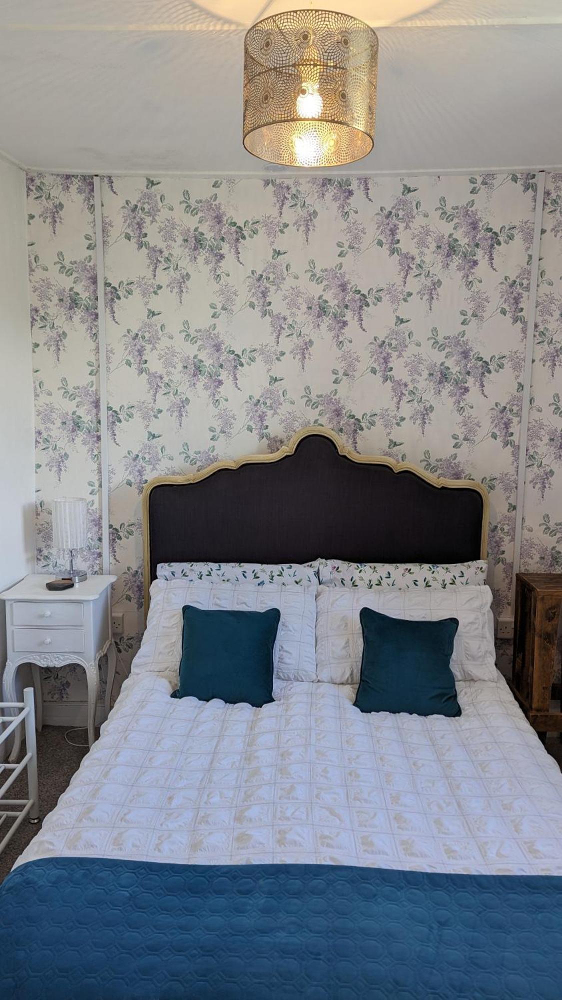 هيلستون Britannia House Vintage B&B Cornwall الغرفة الصورة